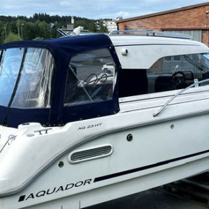 Aquador 23-HT -02-> Båtkapell / Inga bågar, Kaptensblå